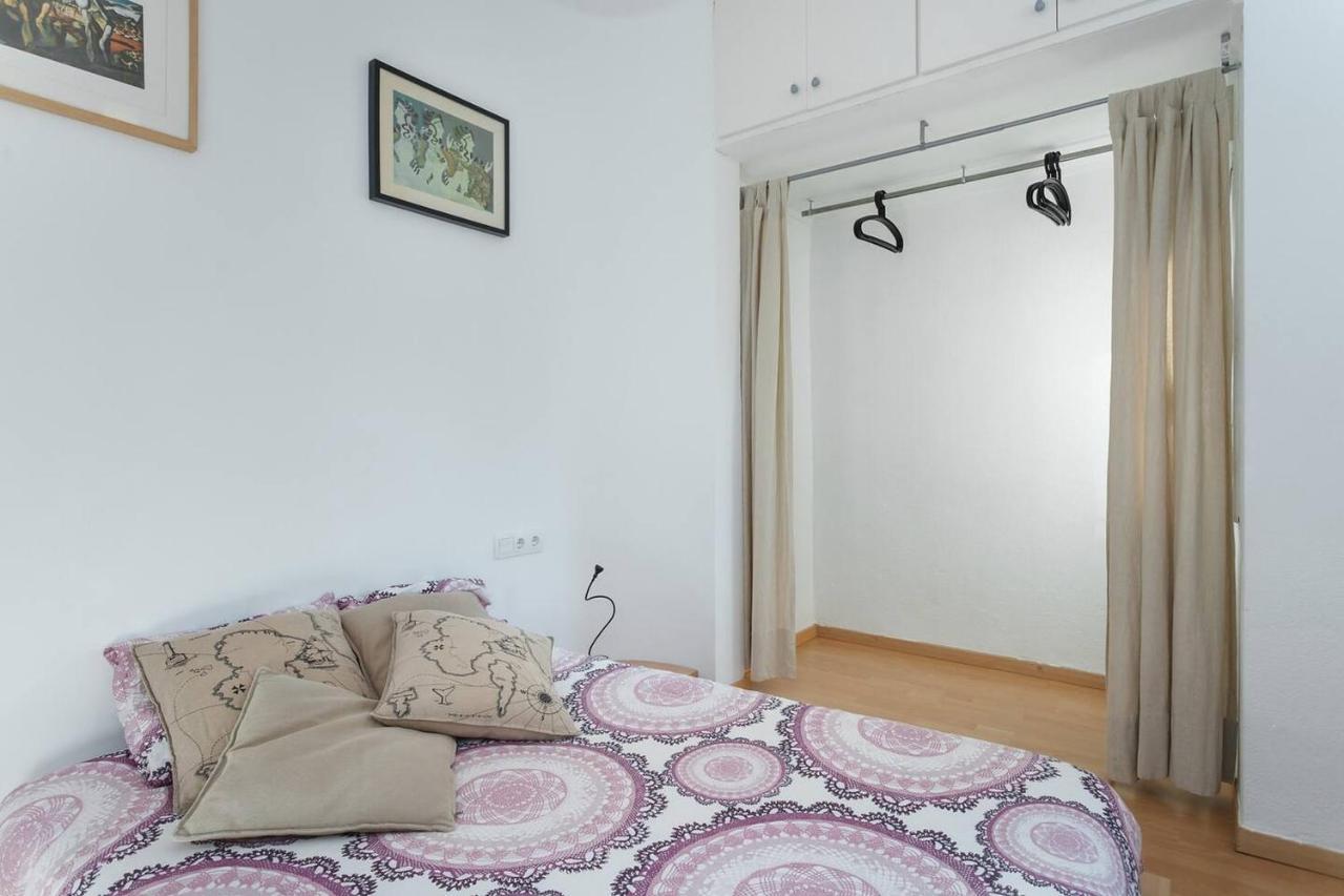 Aparteasy - Lightly, Central And Quiet Apartment Барселона Екстериор снимка